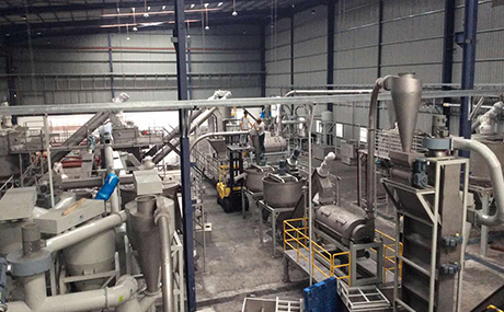 Incomeグループがマレーシアで建設した初めてのBoReTech製PETボトル洗浄ラ